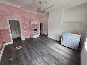 Photo 9- click for photo gallery